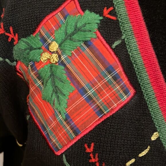 Basic Editions Vintage Hand Stitched Embroidered Cardigan Holiday Sweater L - Picture 3 of 6